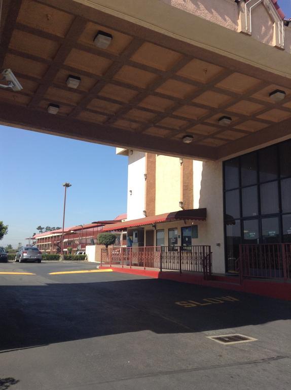 Budget Inn Anaheim/Santa Ana Exterior foto