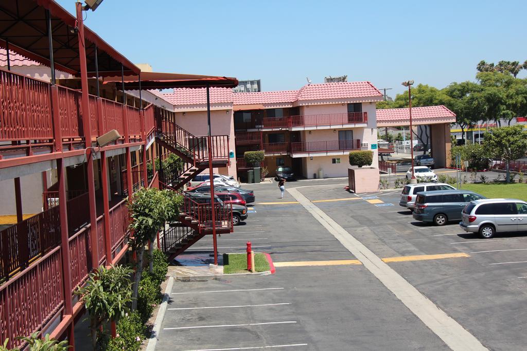 Budget Inn Anaheim/Santa Ana Exterior foto